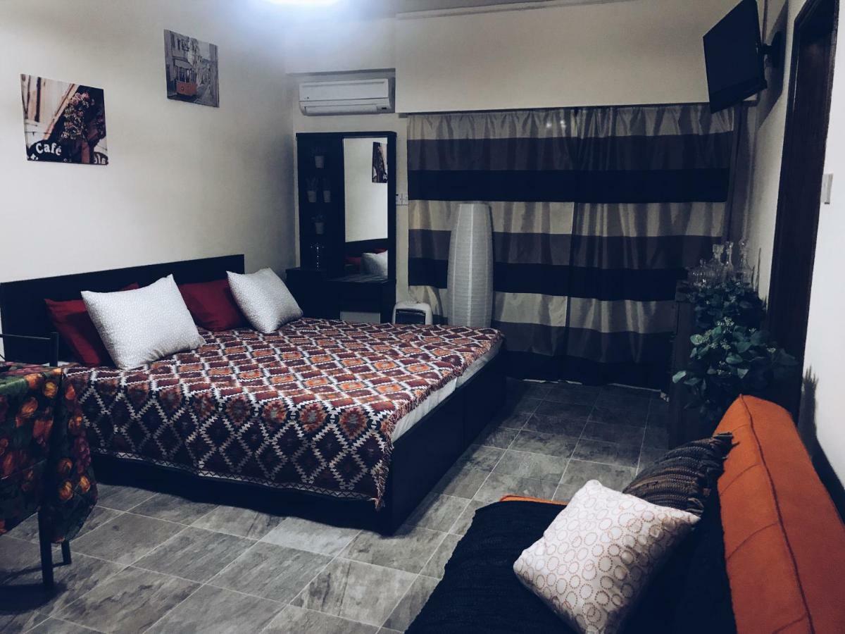 Studio In Heart Of Limassol Exterior foto
